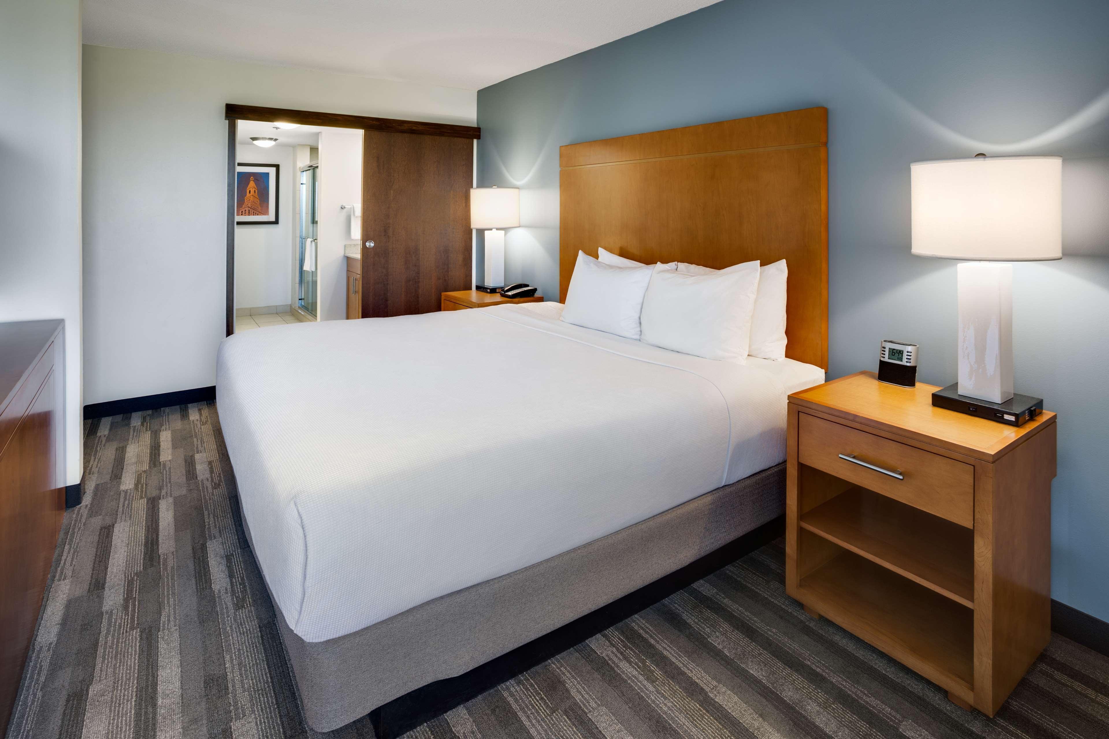 Hyatt House Hartford North/Windsor Hotel Bagian luar foto